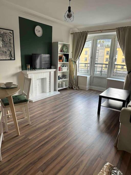 Appartement In 7 *